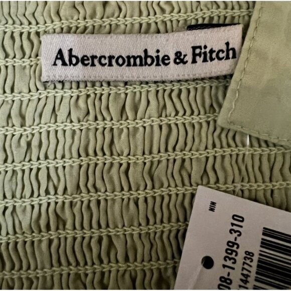 NWT ~ Abercrombie & Fitch Cropped Sleeveless Top ~ Medium ~ Green - Picture 5 of 6